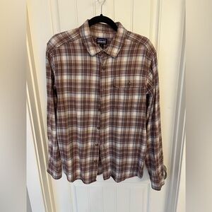 Patagonia Men's Casual Cotton Flannel Shirt